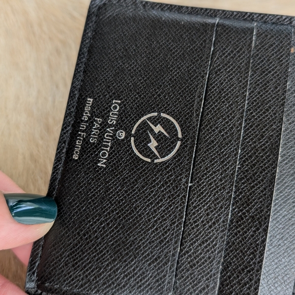 Men's Eclipse LV Wallet - Picture 5 of 7